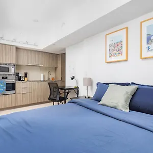 Micro Studio In Heart Of Downtown! Toronto