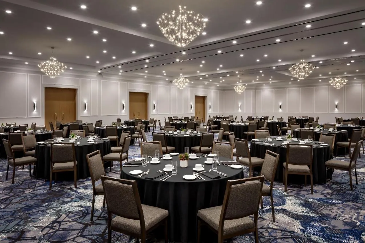 Montreal Marriott Chateau Champlain Hotel