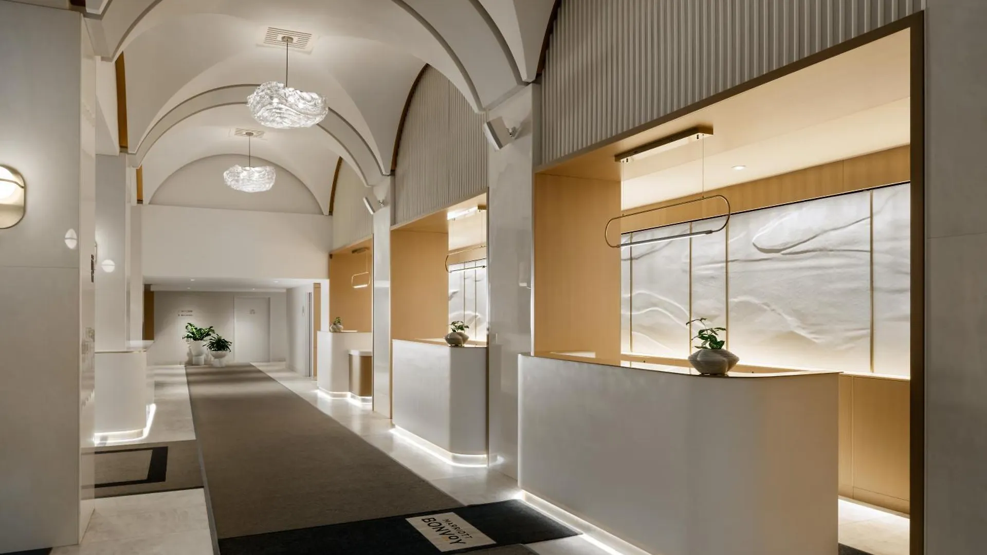 **** Hotel Montreal Marriott Chateau Champlain Canada
