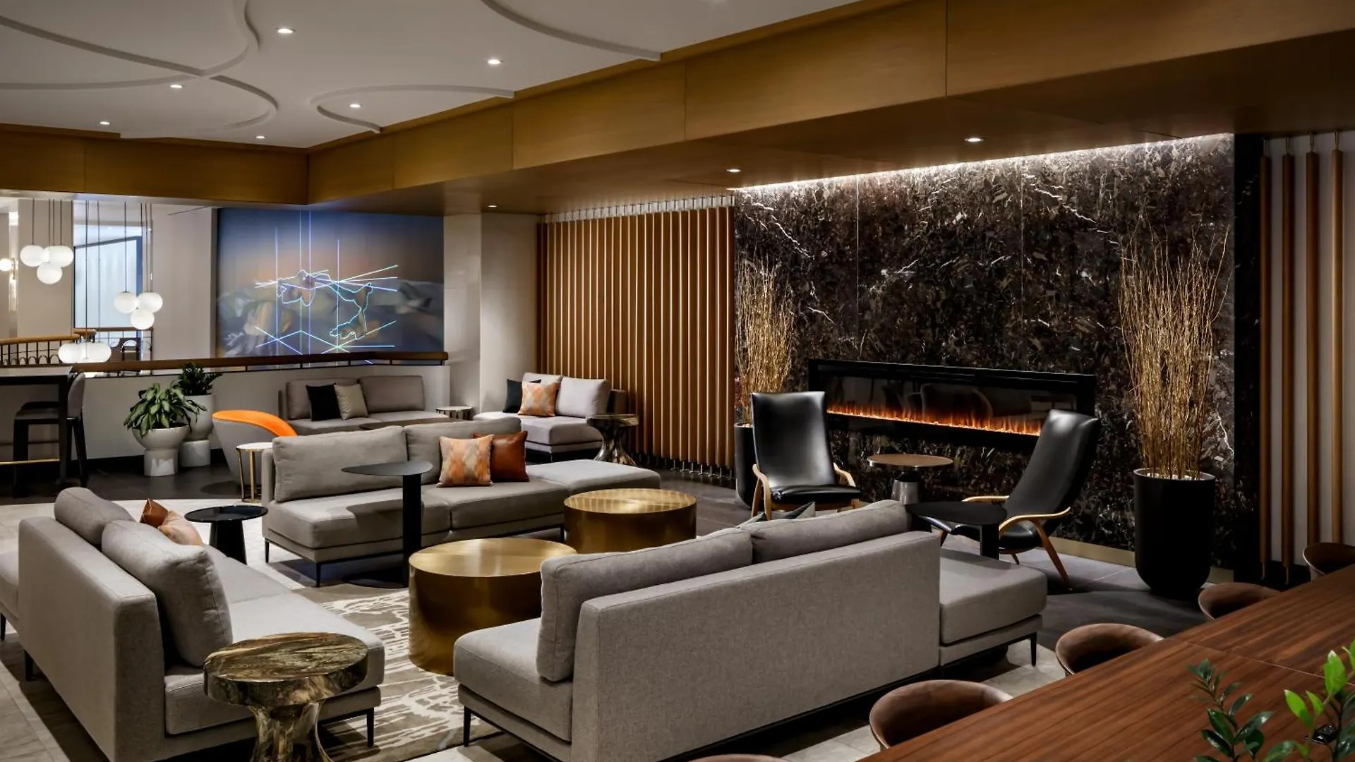 Montreal Marriott Chateau Champlain