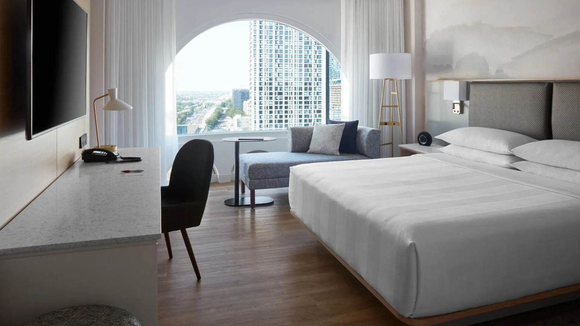 Montreal Marriott Chateau Champlain