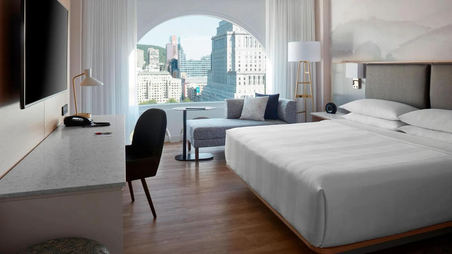 Hotel Montreal Marriott Chateau Champlain